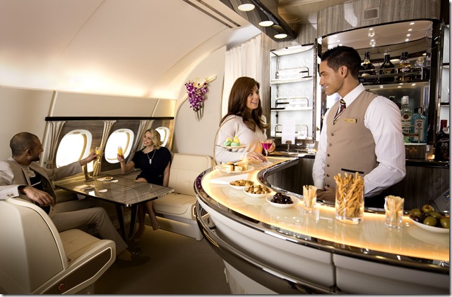Emirates-A380-Onboard-Lounge3 (1)