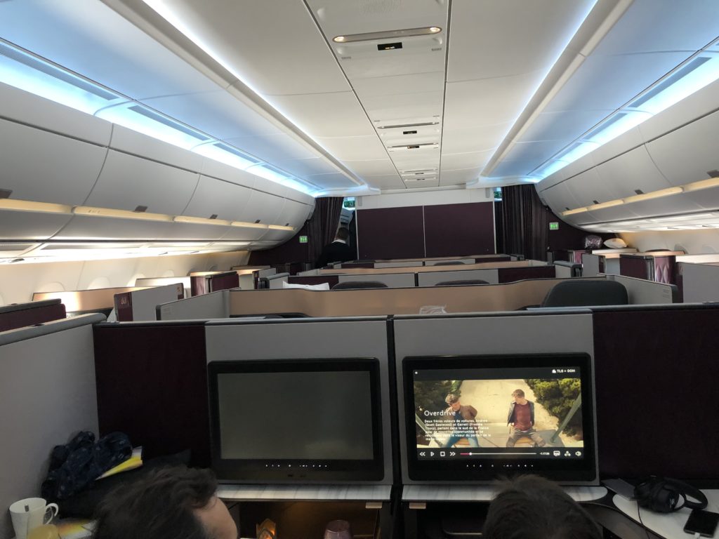 A350-1000 Ambient cabin lighting