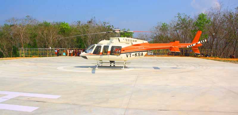 HeliTaxii Bell 407 Helicopter