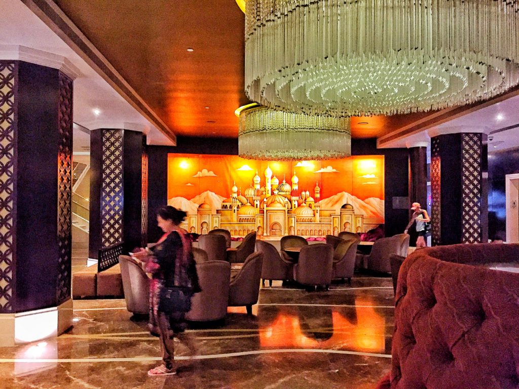 Hilton Abu Dhabi lobby