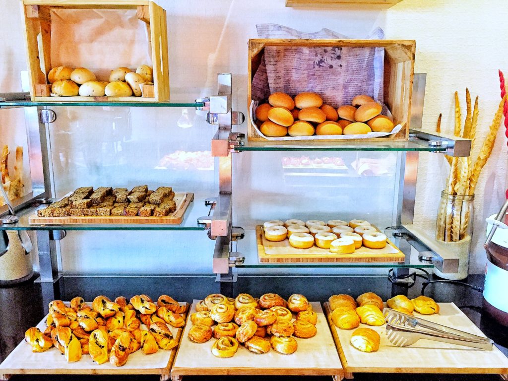 Hilton Abu Dhabi Breakfast bakery