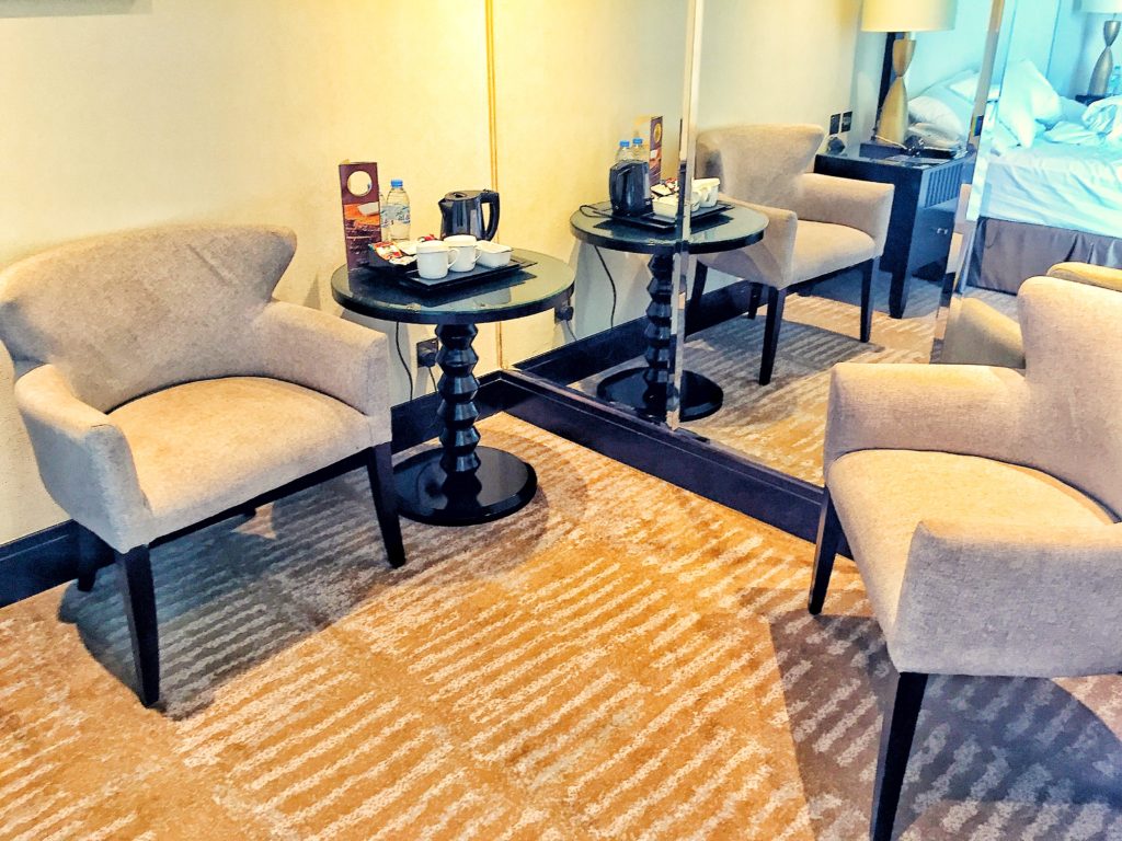 Hilton Abu Dhabi seating area