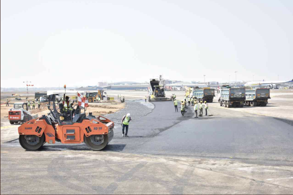 Mumbai Airport runway shutdown
